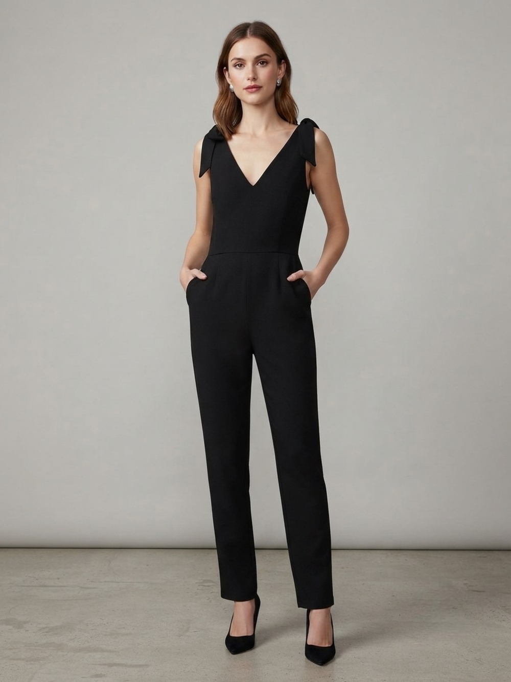 Love...Ady Black V-Neck Bow Shoulder Strap Jumpsuit with Pockets Size Small